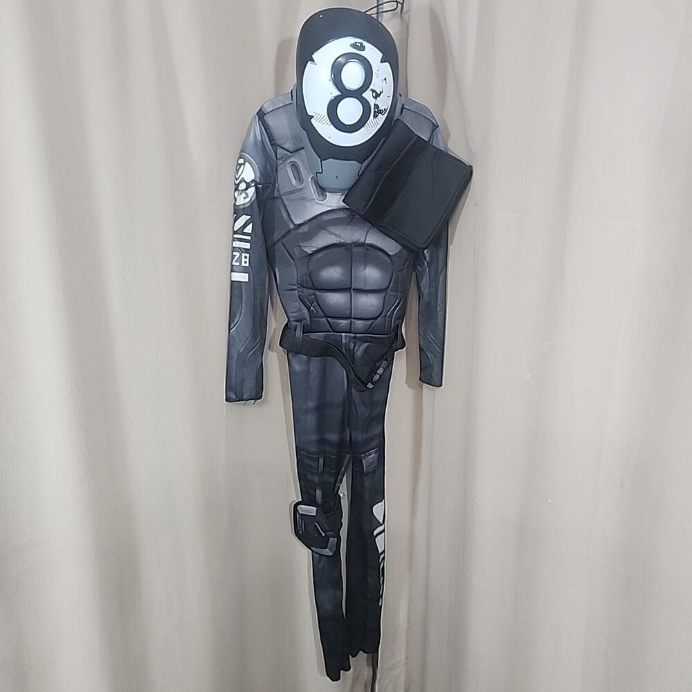 Costume FortNite 8-Ball Deluxe Halloween Kid Medium 8-10 No Dagger InSpirit READ